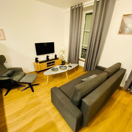 50M2 Flat In Heart Of Orleans - Canal Foot & Bein Экстерьер фото